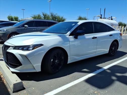 WHITE 2021 Toyota Avalon XSE