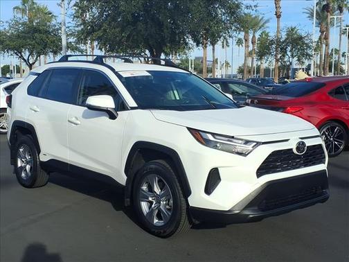 2025 Toyota RAV4 Hybrid LE