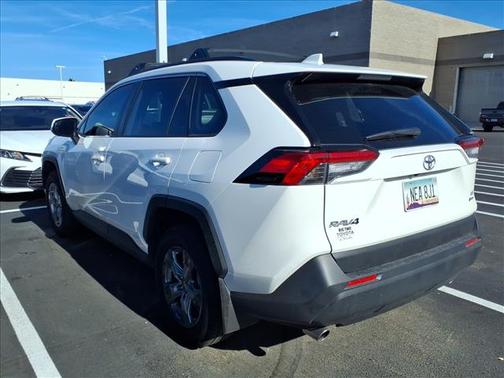 2025 Toyota RAV4 Hybrid LE