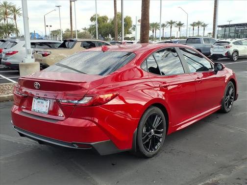 2025 Toyota Camry SE