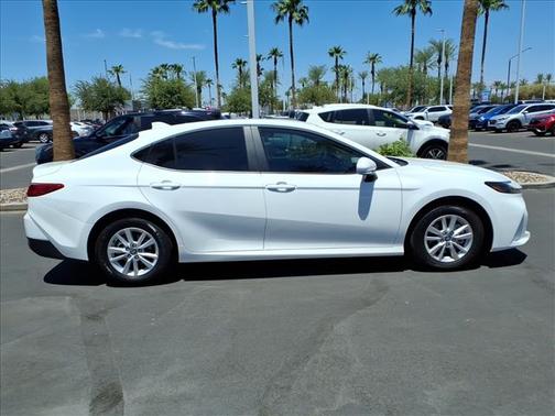 Ice Cap 2025 Toyota Camry LE