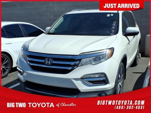 WHITE 2017 Honda Pilot Elite