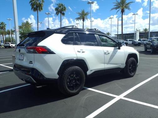2022 Toyota RAV4 Hybrid SE