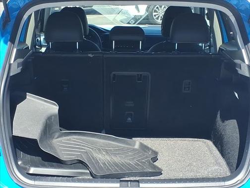 BLUE 2024 Volkswagen Taos 1.5T SE