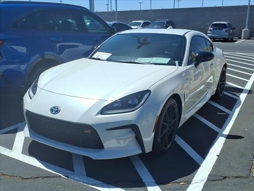 Halo 2024 Toyota GR86 Premium