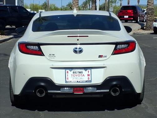 Halo 2024 Toyota GR86 Premium