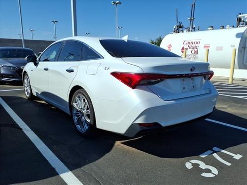 2021 Toyota Avalon Hybrid Limited