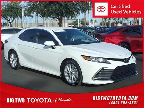 2022 Toyota Camry LE