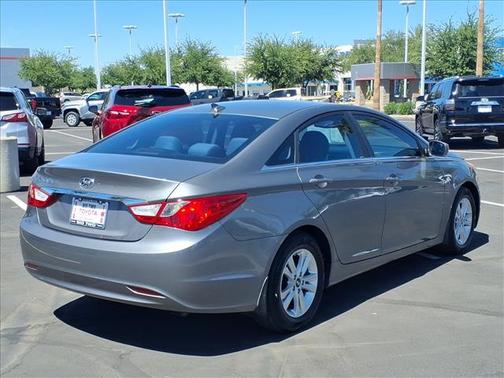 2012 Hyundai SONATA GLS