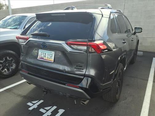 2021 Toyota RAV4 Hybrid SE