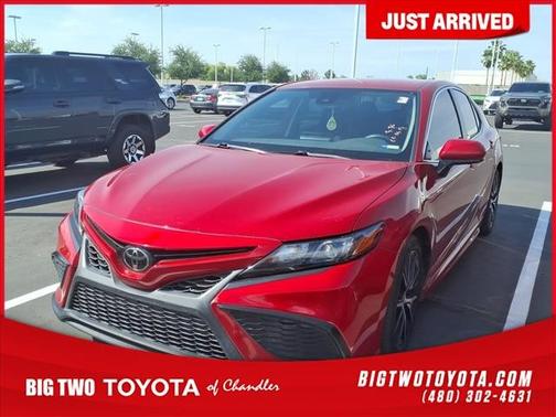 RED 2021 Toyota Camry SE