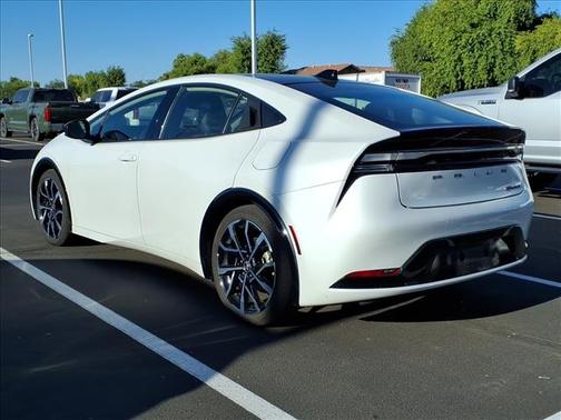 WHITE 2024 Toyota Prius L