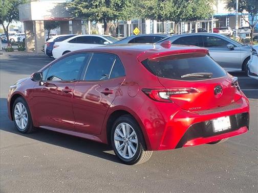 RED 2023 Toyota Corolla SE