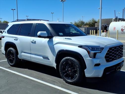 2025 Toyota Sequoia Base