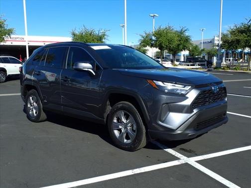 2023 Toyota RAV4 Hybrid XLE