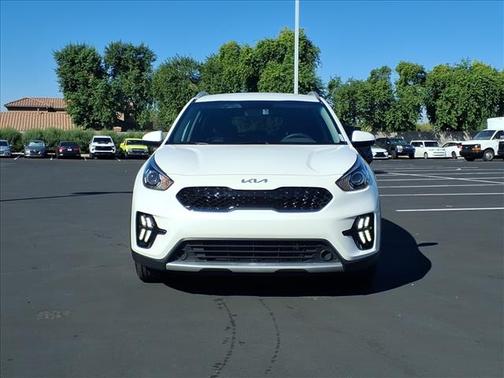 2022 Kia Niro LX
