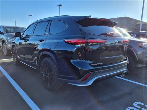 2023 Toyota Highlander XSE