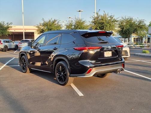 2023 Toyota Highlander XSE