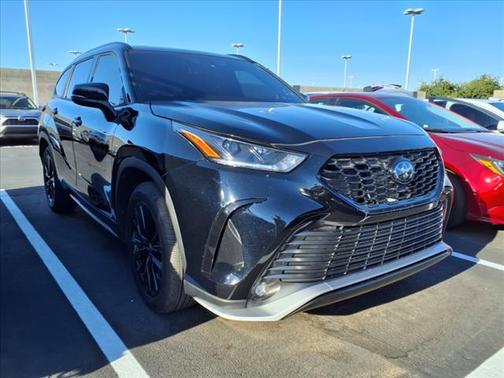 2023 Toyota Highlander XSE