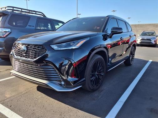 2023 Toyota Highlander XSE