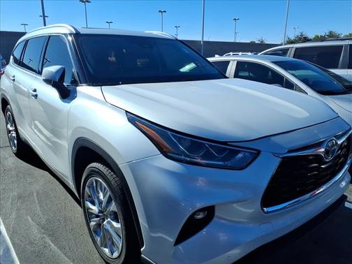 2023 Toyota Highlander Hybrid Limited