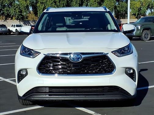 2023 Toyota Highlander Hybrid Limited
