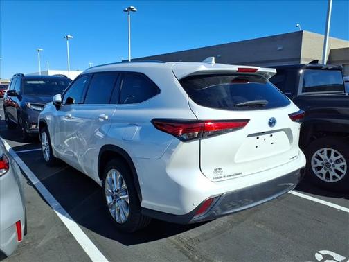2023 Toyota Highlander Hybrid Limited