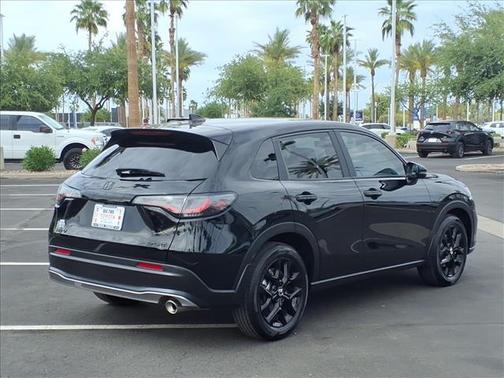 BLACK 2024 Honda HR-V SUV