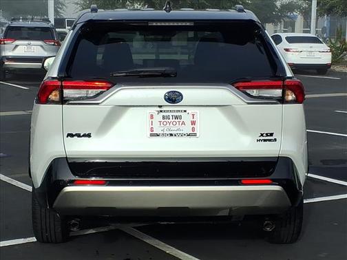 2023 Toyota RAV4 Hybrid SE