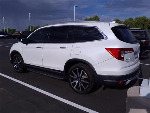 2022 Honda Pilot AWD Elite