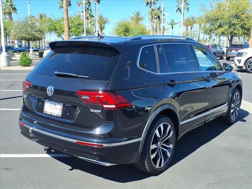 2020 Volkswagen Tiguan 2.0T SEL R-Line 4MOTION
