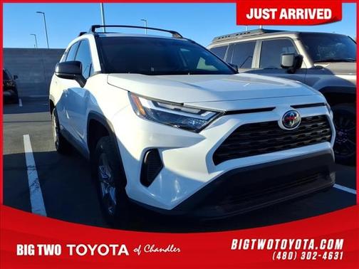 Ice Cap 2024 Toyota RAV4 Hybrid LE