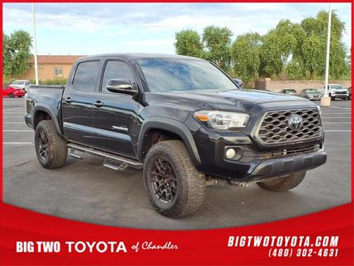2022 Toyota Tacoma Cement/Black Fabric