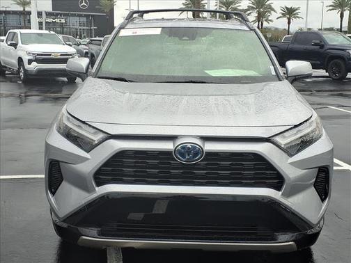 2023 Toyota RAV4 Hybrid SE