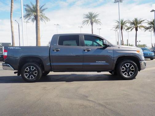 2016 Toyota Tundra SR5