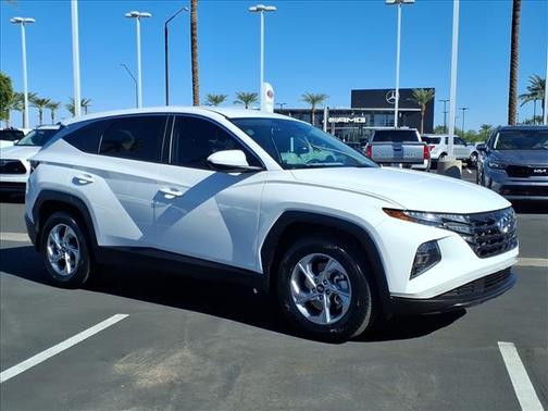 2024 Hyundai TUCSON SE