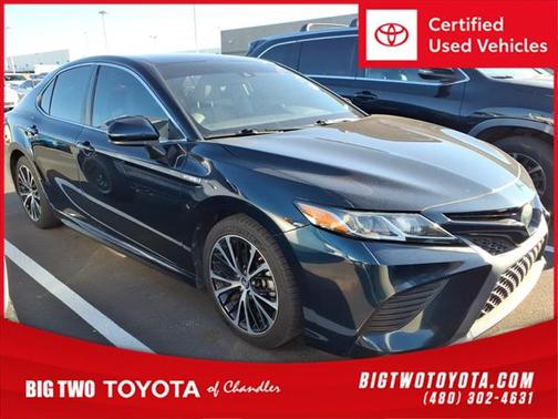 2019 Toyota Camry Hybrid SE