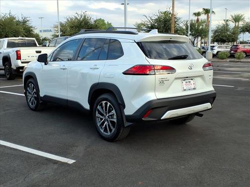 2024 Toyota Corolla Cross XLE
