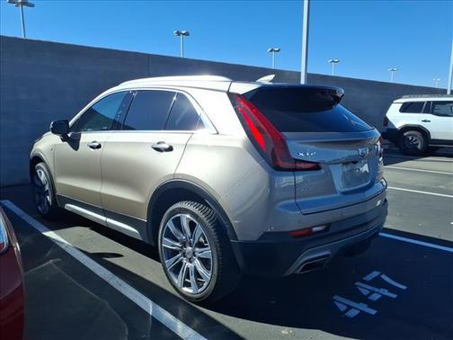 2023 Cadillac XT4 Premium Luxury