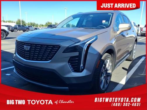 2023 Cadillac XT4 Premium Luxury