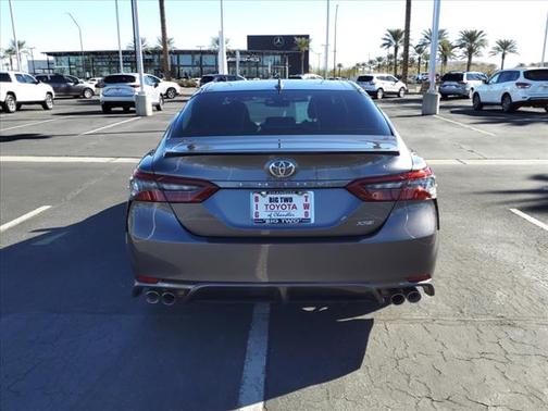 Photo 5 of 20 of 2022 Toyota Camry XSE