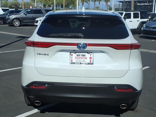 2024 Toyota Venza LE