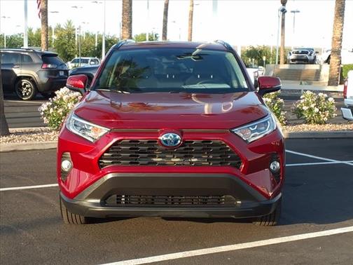 2020 Toyota RAV4 Hybrid XLE