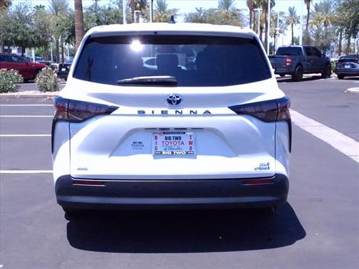 2024 Toyota Sienna XLE 7 Passenger