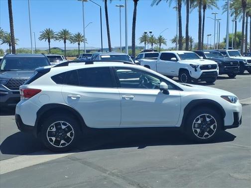 WHITE 2019 Subaru Crosstrek 2.0i Premium
