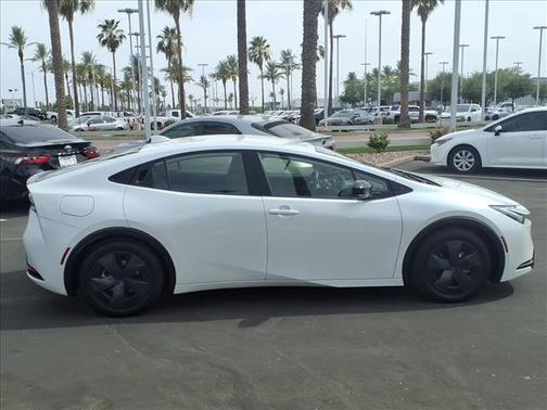 Wind Chill Pearl 2025 Toyota Prius L