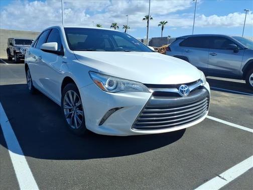 2017 Toyota Camry Hybrid SE