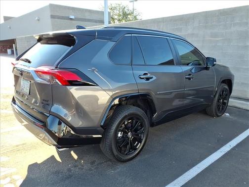 2024 Toyota RAV4 Hybrid SE
