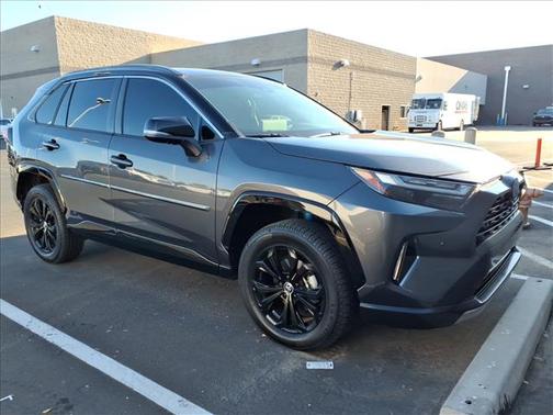 2024 Toyota RAV4 Hybrid SE