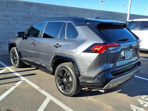 2024 Toyota RAV4 Hybrid SE